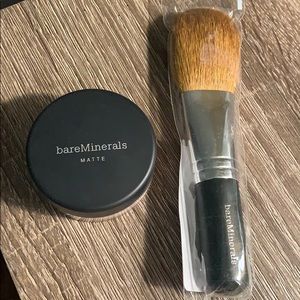 Bare minerals foundation (fairly light) matte